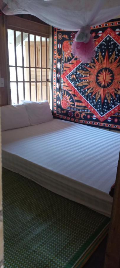 Du Gia Van Chung Homestay Làng Cac Buitenkant foto