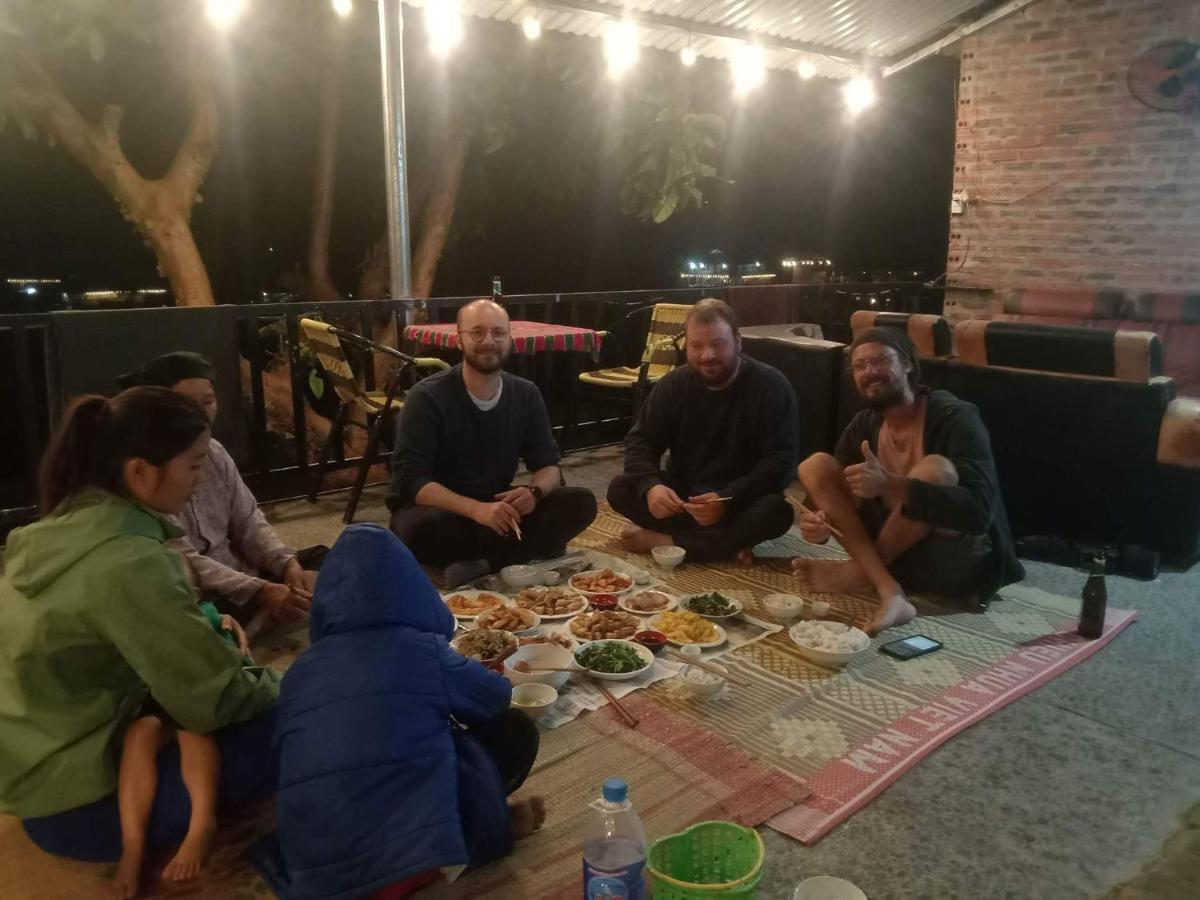 Du Gia Van Chung Homestay Làng Cac Buitenkant foto