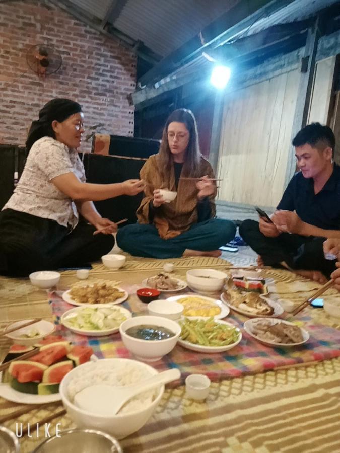 Du Gia Van Chung Homestay Làng Cac Buitenkant foto