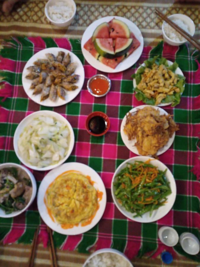 Du Gia Van Chung Homestay Làng Cac Buitenkant foto
